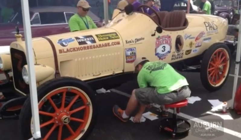 
								1915 Hudson Boattail Racer full									