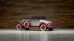 
										1932 Auburn 8-100A Custom Cabriolet full									