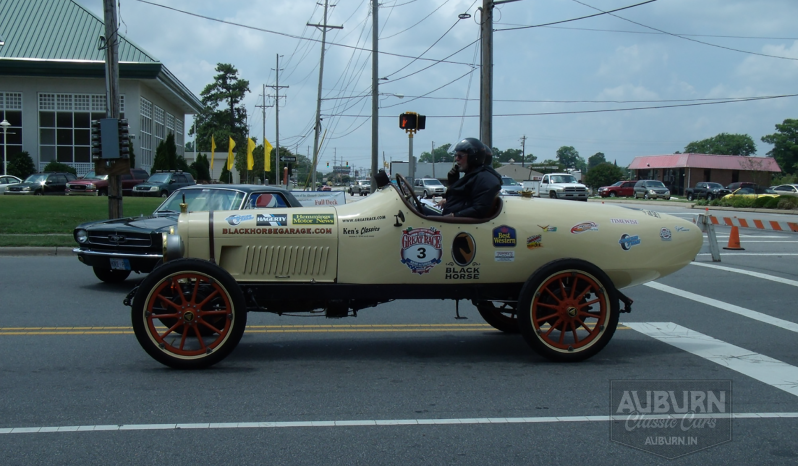 
								1915 Hudson Boattail Racer full									