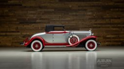 
										1932 Auburn 8-100A Custom Cabriolet full									