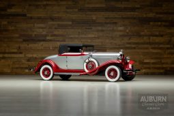 
										1932 Auburn 8-100A Custom Cabriolet full									