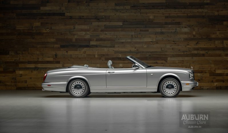 
								2001 Rolls-Royce Corniche Convertible full									