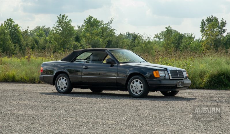 
								1993 Mercedes-Benz 300 CE Convertible full									