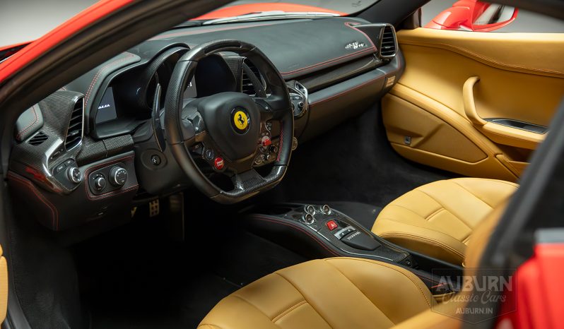 
								2011 Ferrari 458 Italia full									