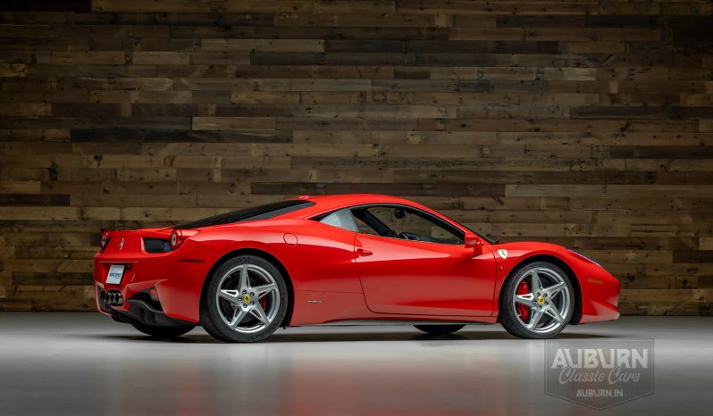 
								2011 Ferrari 458 Italia full									