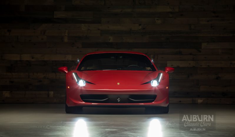 
								2011 Ferrari 458 Italia full									