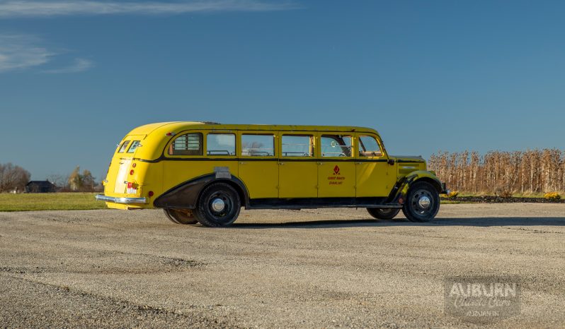 
								1937 White Model 706 Tour Bus full									