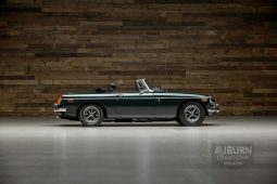 
										1972 MGB Roadster full									