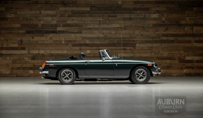 
								1972 MGB Roadster full									