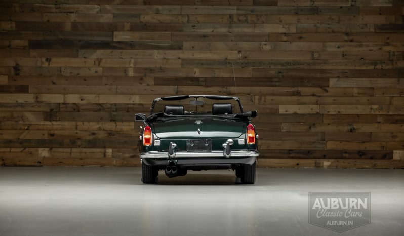 
								1972 MGB Roadster full									