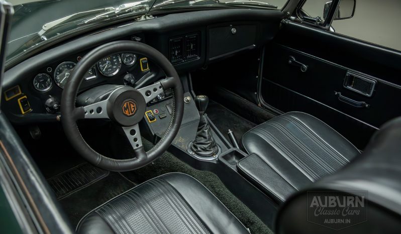 
								1972 MGB Roadster full									