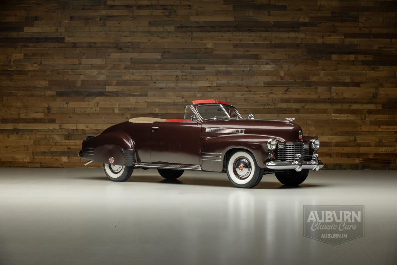 
								1941 Cadillac Series 62 Convertible Coupe full									