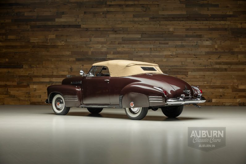 
								1941 Cadillac Series 62 Convertible Coupe full									