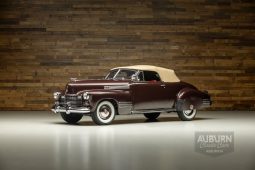 
										1941 Cadillac Series 62 Convertible Coupe full									