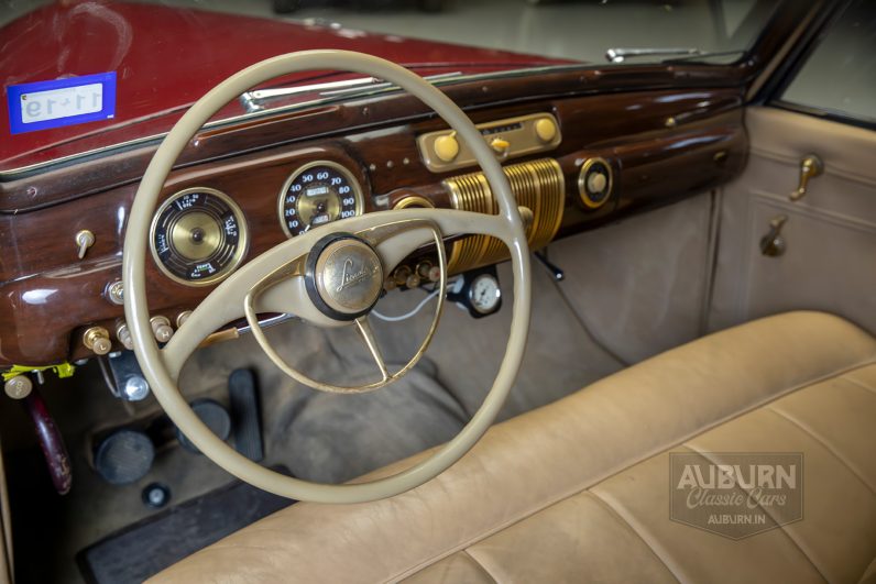 
								1941 Lincoln Continental full									