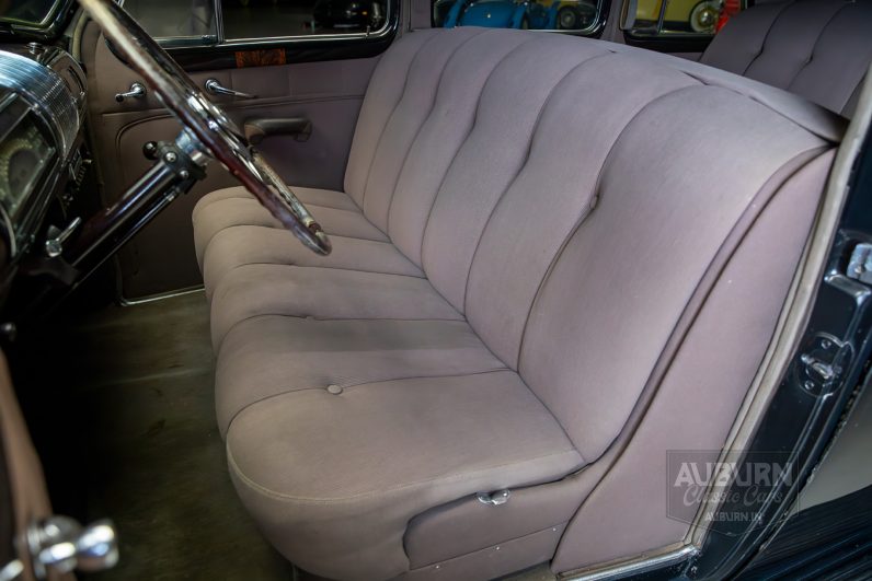 
								1939 Buick 90 Limited Series 90 Touring Sedan full									