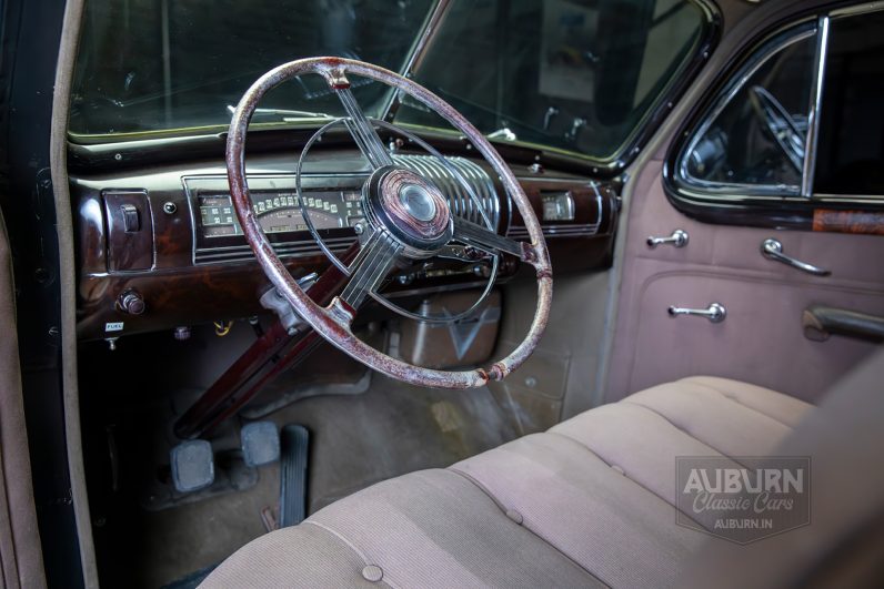 
								1939 Buick 90 Limited Series 90 Touring Sedan full									