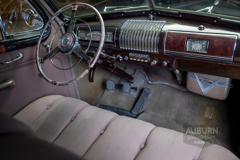 
								1939 Buick 90 Limited Series 90 Touring Sedan full									