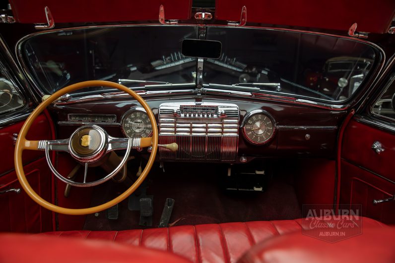 
								1941 Cadillac Series 62 Convertible Coupe full									