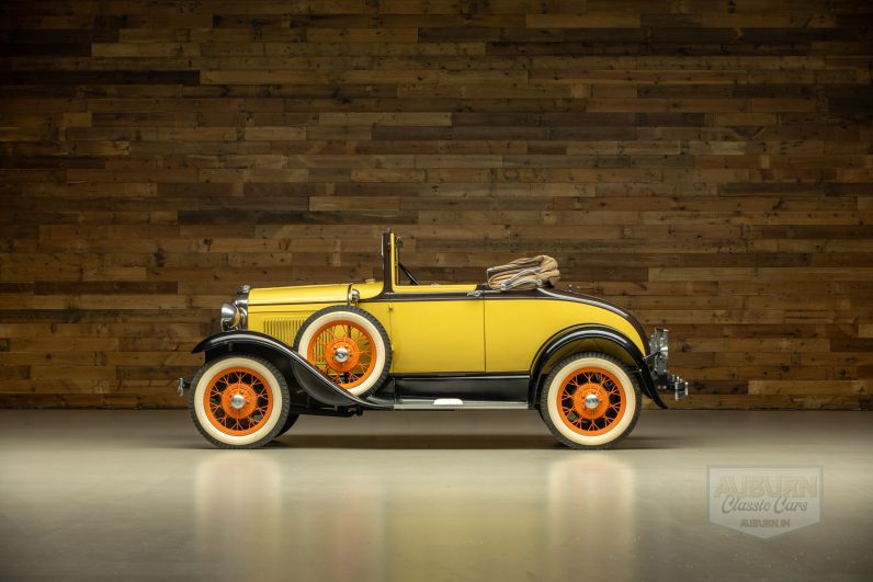 
								1930 Ford Model A Roadster full									