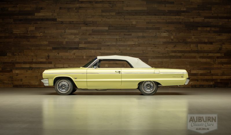 
								1964 Chevrolet Impala Super Sport Convertible full									