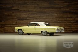 
										1964 Chevrolet Impala Super Sport Convertible full									