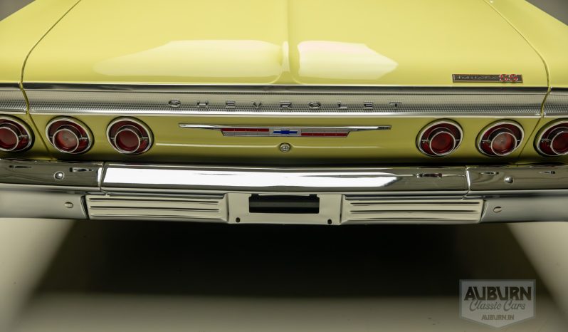 
								1964 Chevrolet Impala Super Sport Convertible full									