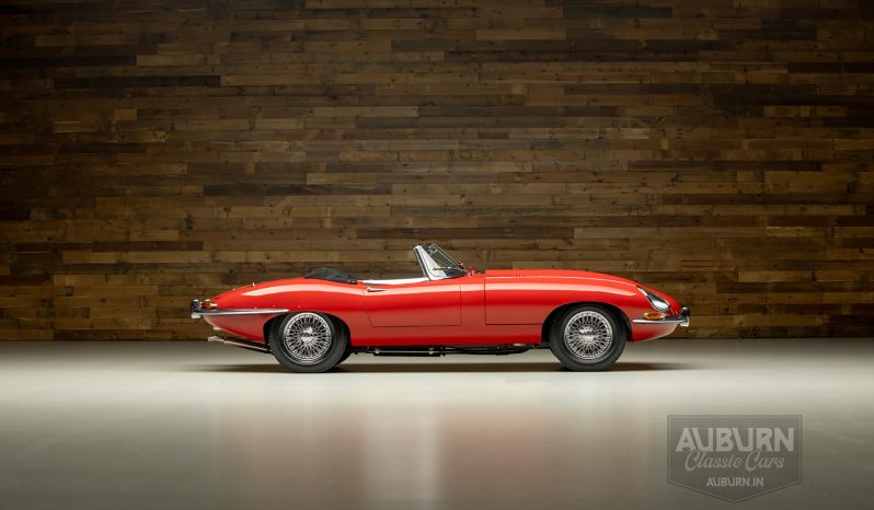 
								1963 Jaguar Series 1 E-Type Roadster full									