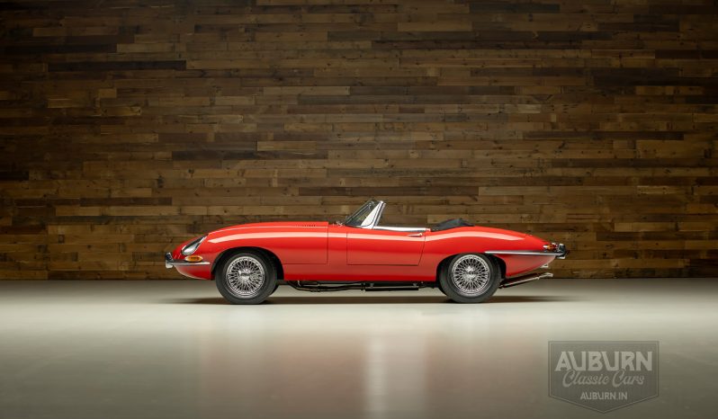
								1963 Jaguar Series 1 E-Type Roadster full									