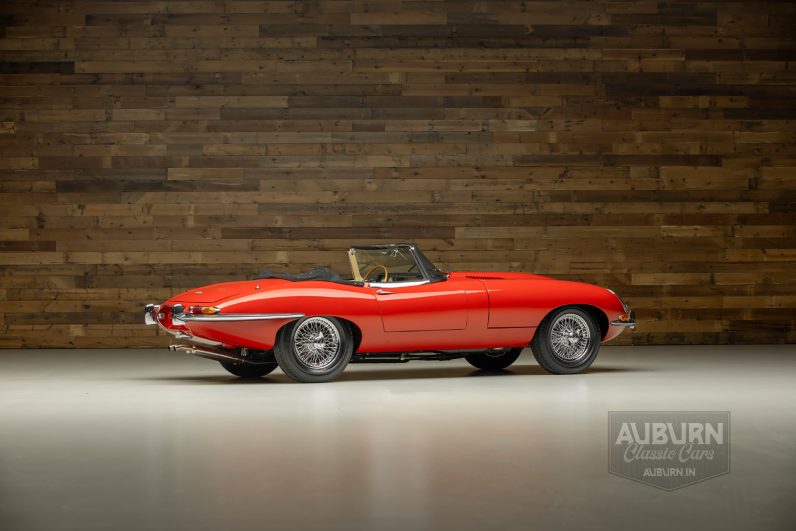
								1963 Jaguar Series 1 E-Type Roadster full									