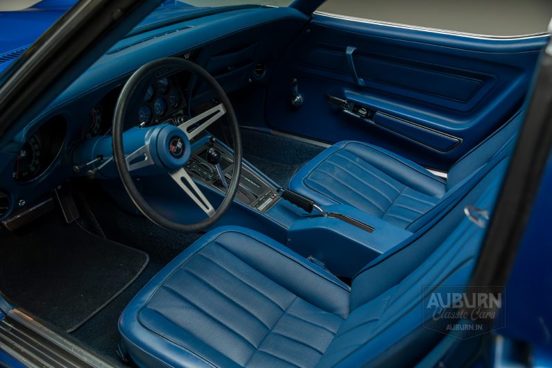 
								1971 Chevrolet Corvette Coupe full									