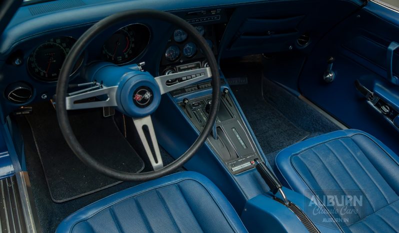 
								1971 Chevrolet Corvette Coupe full									