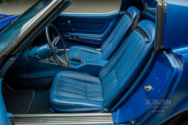 
								1971 Chevrolet Corvette Coupe full									