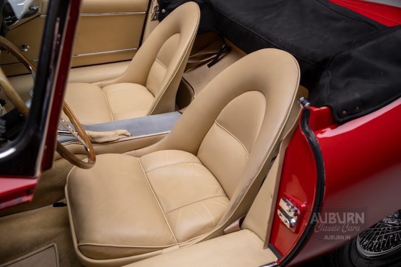
								1963 Jaguar Series 1 E-Type Roadster full									