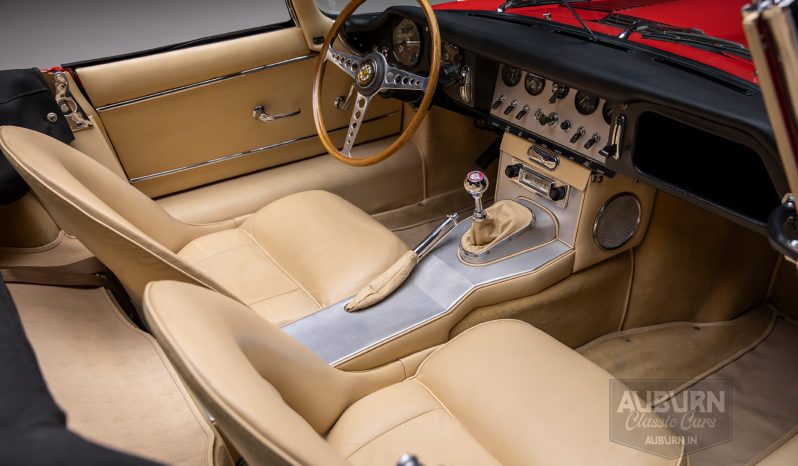 
								1963 Jaguar Series 1 E-Type Roadster full									
