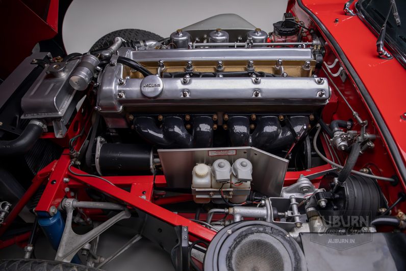 
								1963 Jaguar Series 1 E-Type Roadster full									