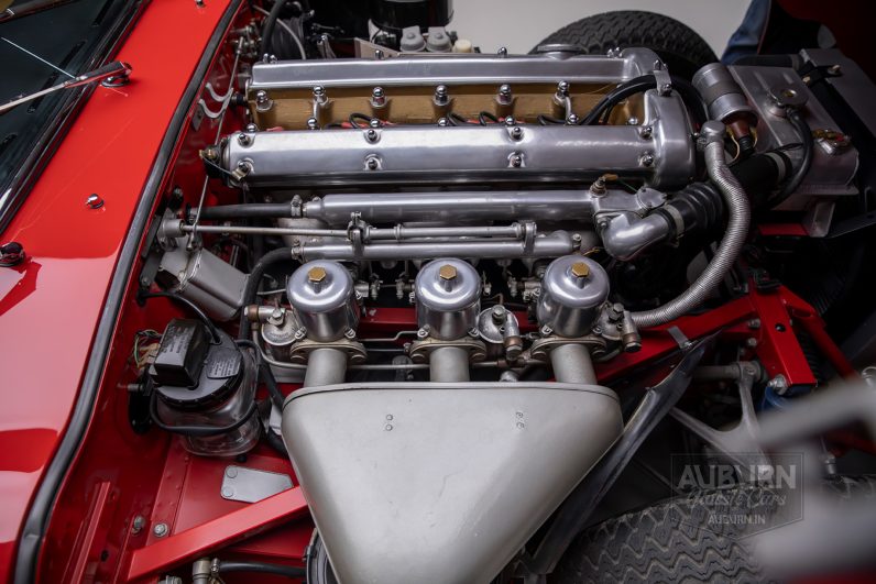 
								1963 Jaguar Series 1 E-Type Roadster full									