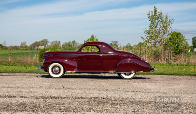 
								1939 Lincoln Zephyr V-12 Coupe full									