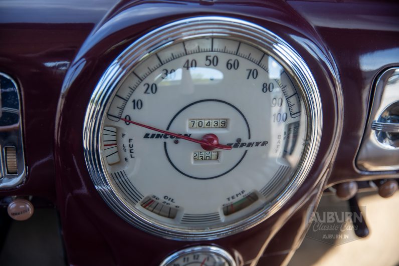 
								1939 Lincoln Zephyr V-12 Coupe full									