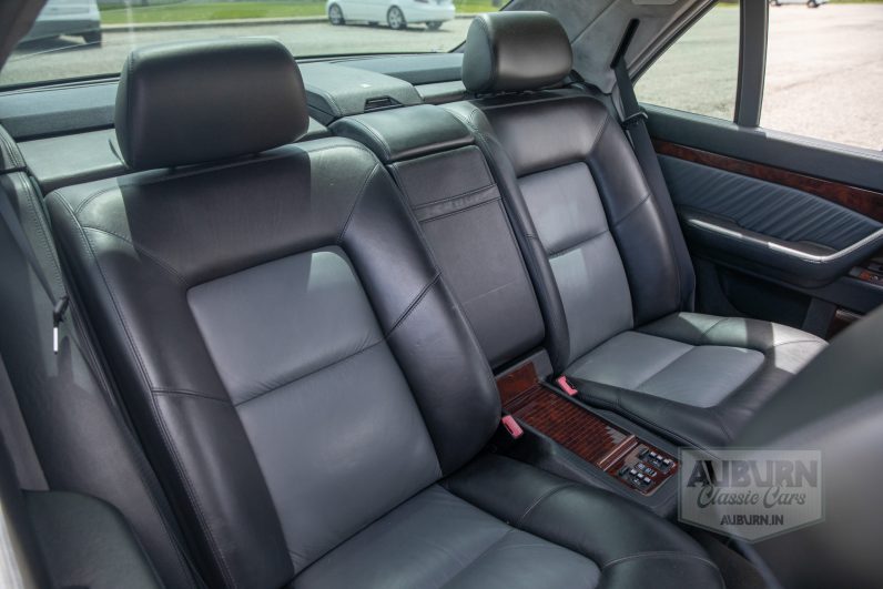
								1999 Mercedes-Benz S600 Sedan full									