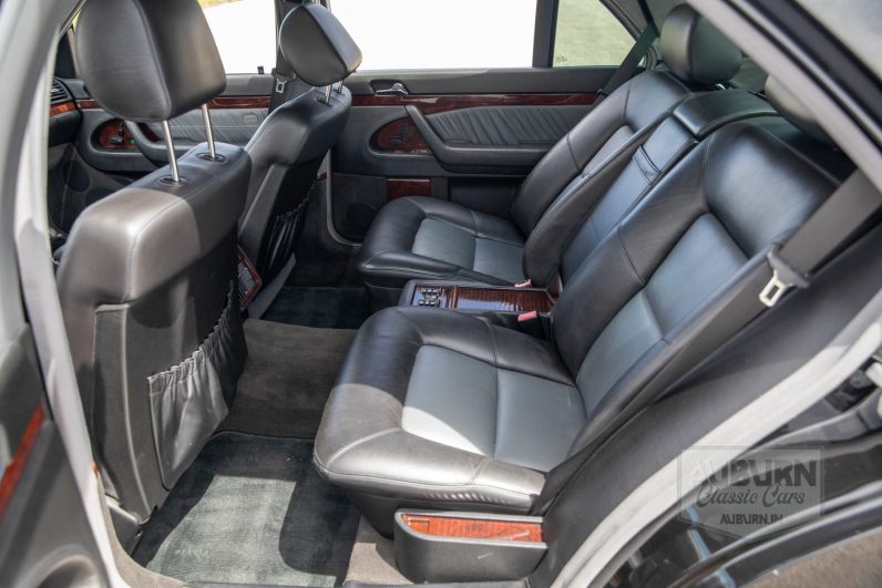 
								1999 Mercedes-Benz S600 Sedan full									