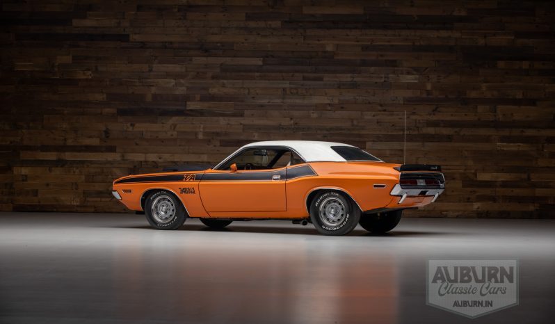 
								1970 Dodge Challenger T/A full									