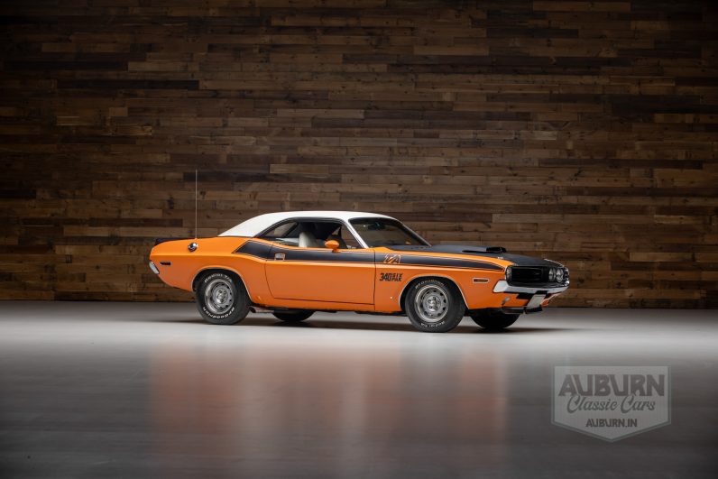 
								1970 Dodge Challenger T/A full									