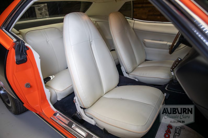 
								1971 Plymouth ‘Cuda 440-6 full									