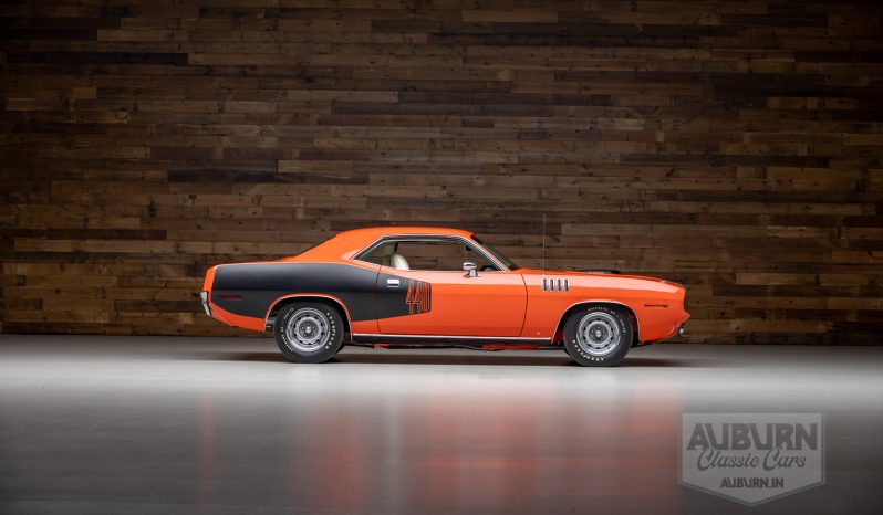 
								1971 Plymouth ‘Cuda 440-6 full									