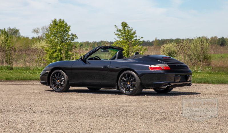
								2002 Porsche 911 Carrera 4 full									