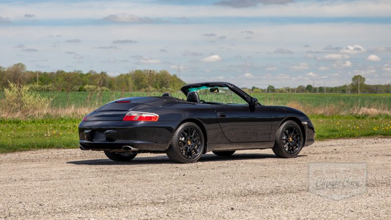 
								2002 Porsche 911 Carrera 4 full									
