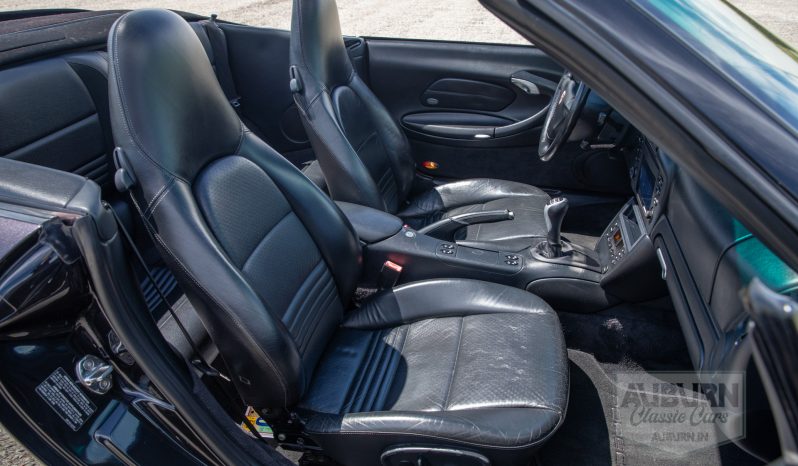 
								2002 Porsche 911 Carrera 4 full									