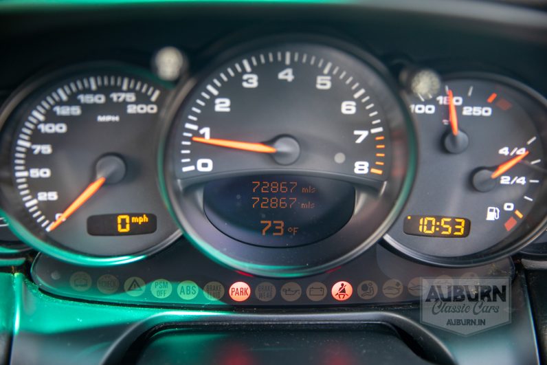 
								2002 Porsche 911 Carrera 4 full									