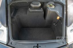 
										2002 Porsche 911 Carrera 4 full									